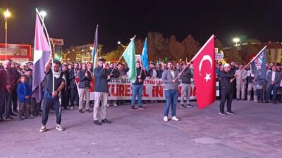 Erzincan’da binler, Filistin’deki zulme karşı bir araya geldi. Terzibaba Camii’nden