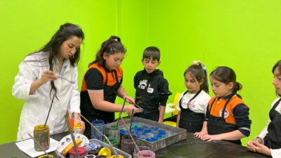 Erzincan’ın İliç ilçesinde, gençlerin sanatsal becerilerini geliştirmelerine ve kültürel mirasımıza