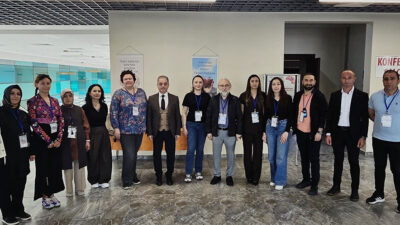 Erzincan İl Sağlık Müdürü Dr. Cihan Tekin ve sağlık profesyonellerinin