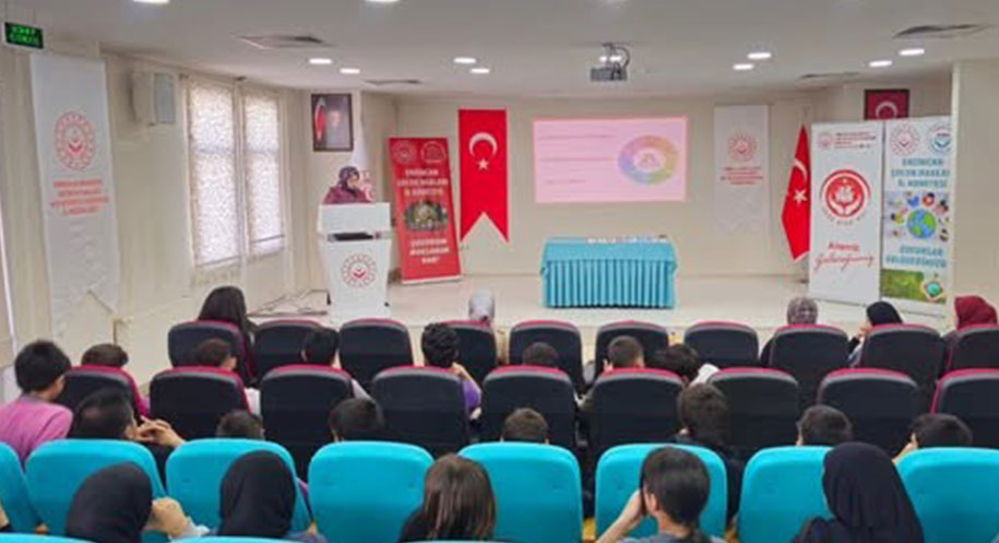 Erzincan Aile ve Sosyal Hizmetler İl Müdürlüğü, “Aile Yılı” kapsamında