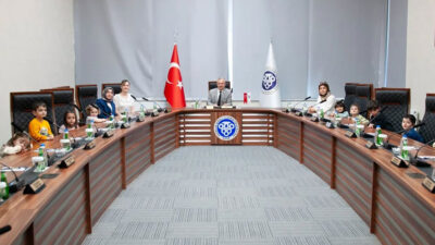 Erzincan Binali Yıldırım Üniversitesi Rektörü Prof. Dr. Akın Levent, Gülce