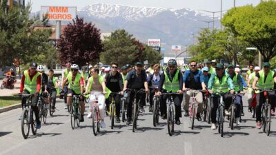 Yeşilay’ın düzenlediği 12. Geleneksel Yeşilay Bisiklet Turu, Erzincan’da sağlıklı yaşam