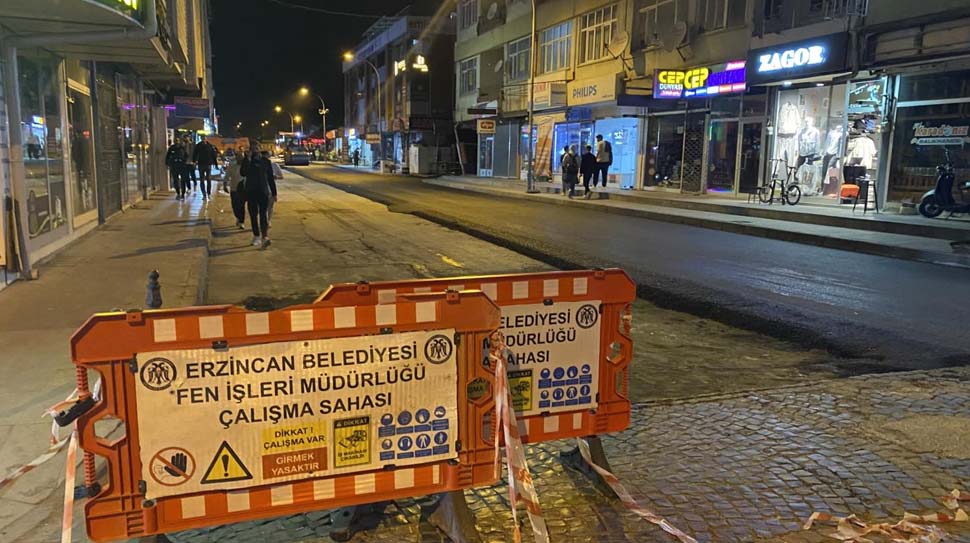 Erzincan’da her yağmurda göle dönen İnönü Mahallesi, 6. Sokak, Erzincan
