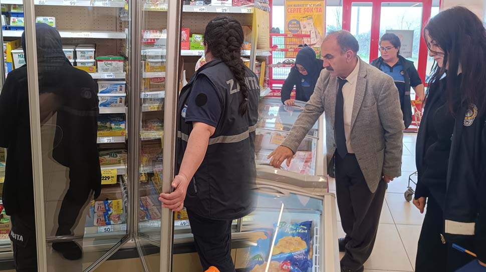Erzincan’da market denetimleri sürüyor. Zabıta ekipleri fiyat, tarih ve hijyen