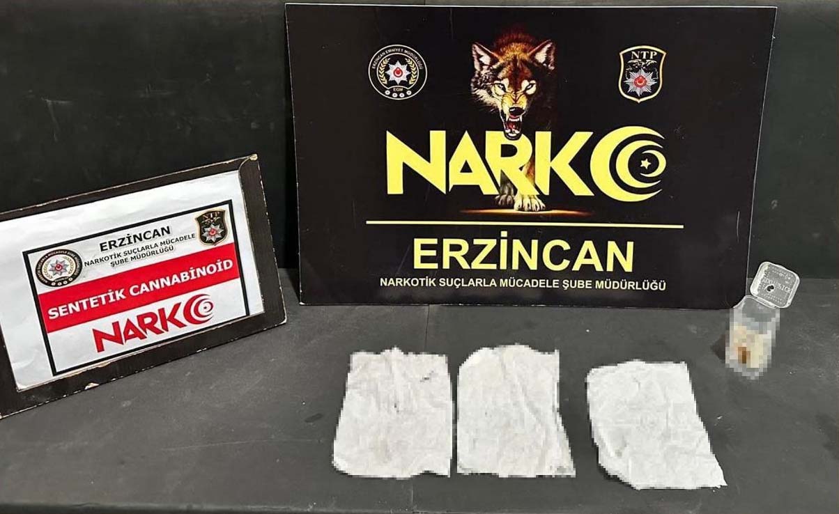 Erzincan Emniyet Müdürlüğü, uyuşturucuyla mücadelede kararlı adımlar atıyor. Akyazı Kavşağı’nda