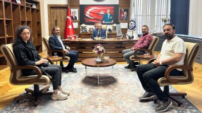 Erzincan Birlik ve Erzincan Güncel gazeteleri temsilcileri, EBYÜ Rektörü Prof.