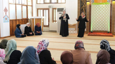 Erzincan Gülabibey Camii, “Şehirlerin Kalbi Camide Buluşalım” projesiyle engelli bireyleri