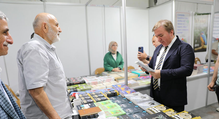 Erzincan’da edebiyat ve kültür dolu günler yaşanıyor. Erzincan Valiliği ve