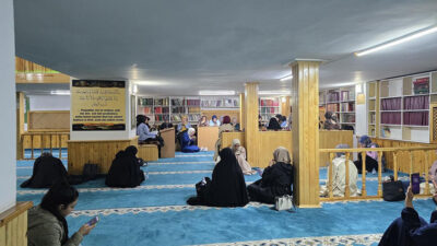 Erzincan Müftülüğü’nün düzenlediği “Erzincan’da Üç Vakit” projesinde gençler, tarihi camilerde