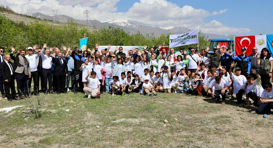 Erzincan’da, orman yangınlarının önlenmesi ve çevre bilincinin artırılması amacıyla “Orman