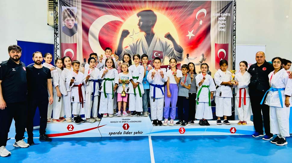 Erzincanlı karateciler, Şehit Eren Bülbül Turnuvası’nda büyük bir başarı sergiledi.