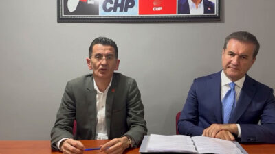  Cumhuriyet Halk Partisi (CHP) Erzincan İl Başkanı Yalçın Tanrıverdi, parti