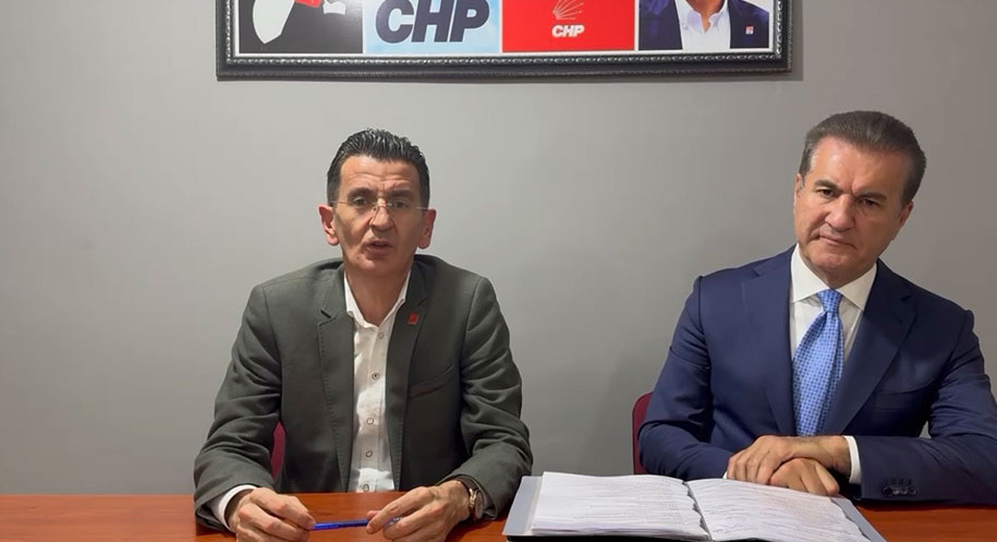  Cumhuriyet Halk Partisi (CHP) Erzincan İl Başkanı Yalçın Tanrıverdi, parti