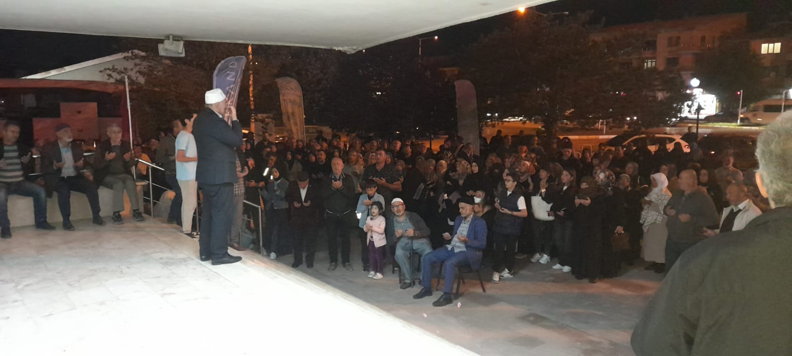 Semerşah Turizm aracılığıyla hac görevini yerine getirecek olan 25 kişilik