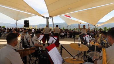 Erzincan Binali Yıldırım Üniversitesi (EBYÜ) tarafından düzenlenen Bahar Şenlikleri, coşkulu