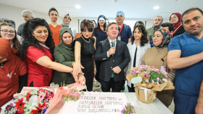 Sağlık sisteminin temel taşlarını oluşturan ebeler ve hemşireler, özverili çalışmaları