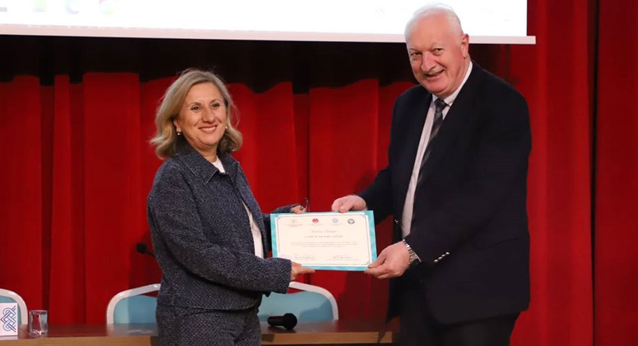 Erzincan Binali Yıldırım Üniversitesi ve Atatürk Kültür Merkezi iş birliğinde