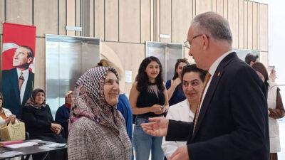 Erzincan Binali Yıldırım Üniversitesi Tazelenme Üniversitesi’nin 60 yaş üstü öğrencilerinin