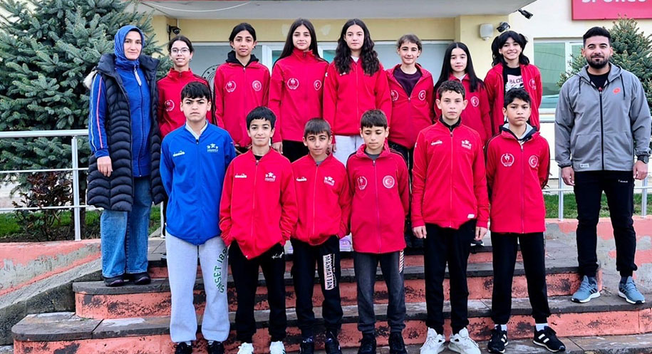 Erzincan’ı temsilen oluşturulan 14 kişilik Analig Kros Atletizm Takımı, hafta