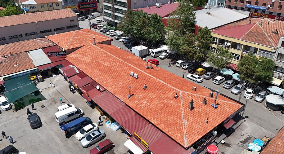 Erzincan’ın önemli ticaret merkezlerinden biri olan Buğday Meydanı’nda geçtiğimiz günlerde