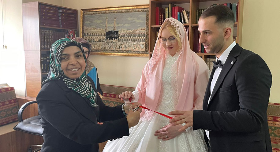 Estonya’dan Erzincan’a yerleşen Janelika, Müslüman olarak yeni bir hayata adım