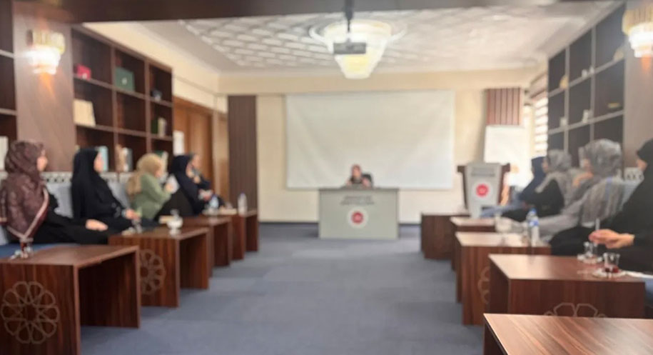 Erzincan Binali Yıldırım Üniversitesi Gençlik Platformu Kulübü, ‘Evlilik Okulu’ programı