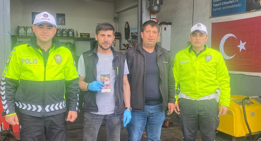 Karayolu Trafik Haftası kapsamında Refahiye Bölge Trafik Denetleme İstasyon Amirliği