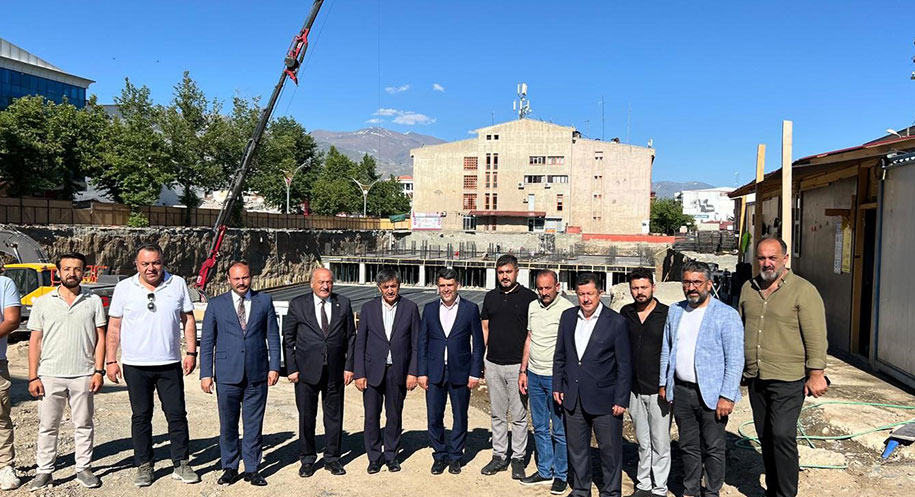 Erzincan Belediyesi tarafından yürütülen Kentsel Dönüşüm Projesi kapsamında şehir merkezinde