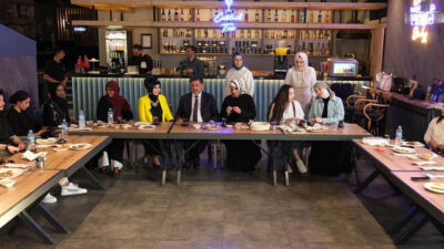 Erzincan Belediye Başkanı Bekir Aksun, eşi Ürküş Aksun ile birlikte