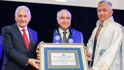 Erzincan Binali Yıldırım Üniversitesi’nde düzenlenen “Türkiye’nin Türk Dünyası’ndaki Yeri” konferansında,