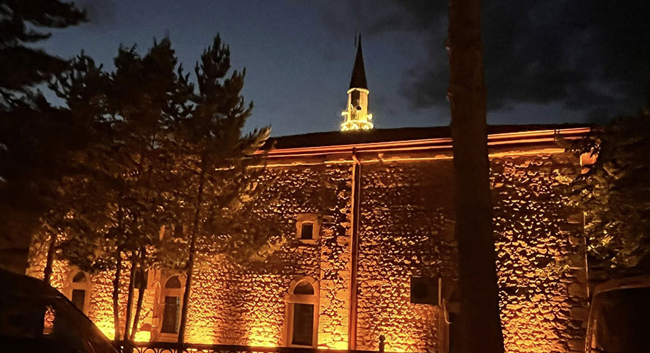 Erzincan’ın tarihi ve kültürel zenginlikleriyle ön plana çıkan ilçesi Kemah’ta,