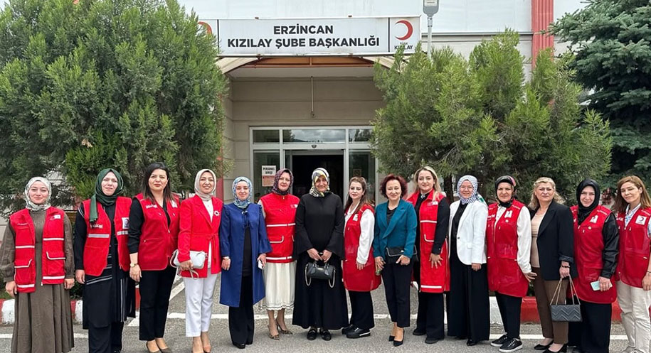 Erzincan Kızılay Şube Başkanlığı “Aile Yılı Farkındalık Eğitimleri” başladı. Erzincan