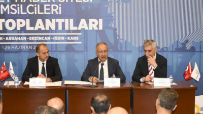 Erzurum’da gerçekleştirilen Basın İlan Kurumu (BİK) bölge toplantısında, yazılı basının