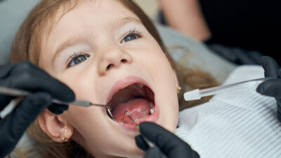 Diş Hekimi Serdar Çetinkaya, “Süt dişleri geçici değil, çocuğun geleceğidir”