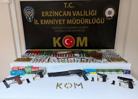 Erzincan polisi gerçekleştirdiği operasyonda 2 adet pompalı tüfek, 4 adet