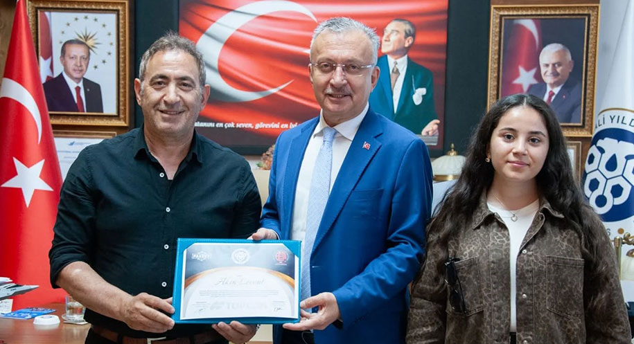 Erzincan Binali Yıldırım Üniversitesi’nde düzenlenen “Topcon Teknoloji Günleri” etkinliği, harita