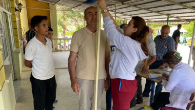 Üzümlü’de “İdeal Kilonu Öğren, Sağlıklı Yaşa” uygulaması kapsamında vatandaşların boy