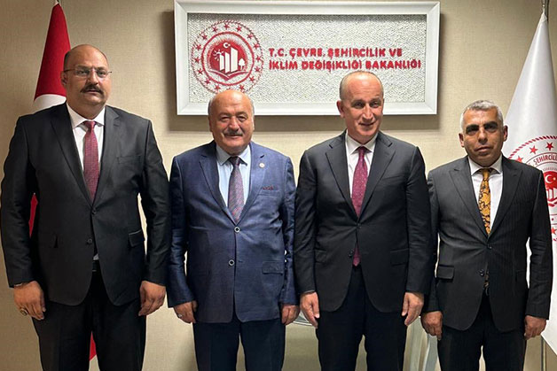 AK Parti Erzincan Milletvekili Süleyman Karaman, Kemaliye Belediye Başkanı Erdem