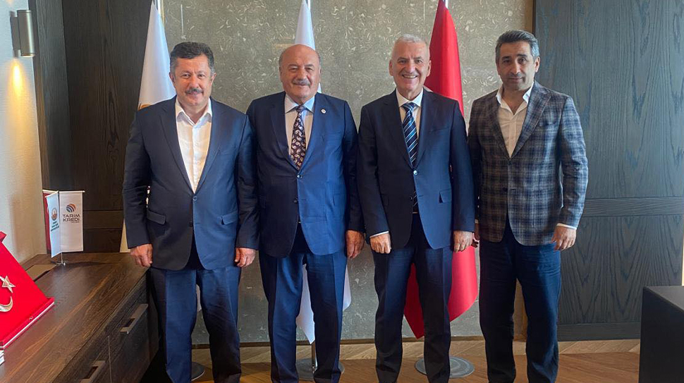 AK Parti Erzincan Milletvekili Süleyman Karaman, Erzincan Tavuk Kombinası ürünlerinin