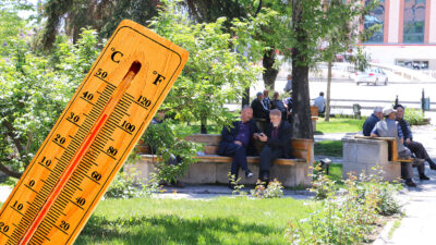 Termometrelerin 35 dereceyi gösterdiği Erzincan’da vatandaşlar serinlemek için parklara akın