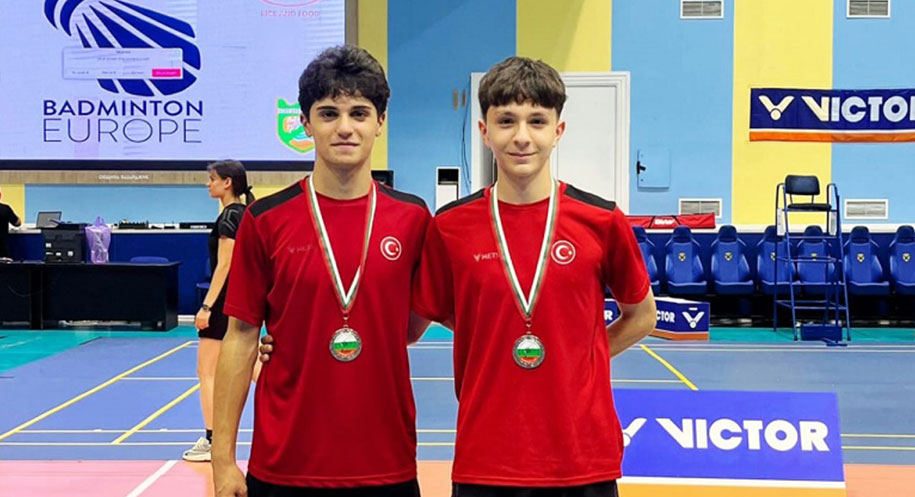 Erzincanlı milli badmintoncu Furkan Pultan, Bulgaristan’ın Pazarcık şehrinde 3-6 Temmuz