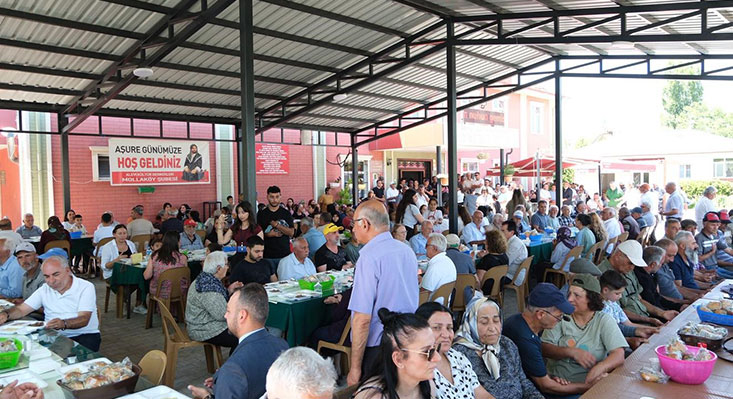 Erzincan’ın Mollaköy Beldesi’nde Muharrem Ayı dolayısıyla düzenlenen aşure programı, birlik,