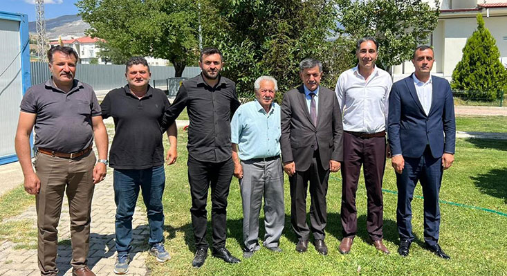 Erzincan Belediye Başkanı Bekir Aksun, yerel yönetim ile mahallelerin doğrudan
