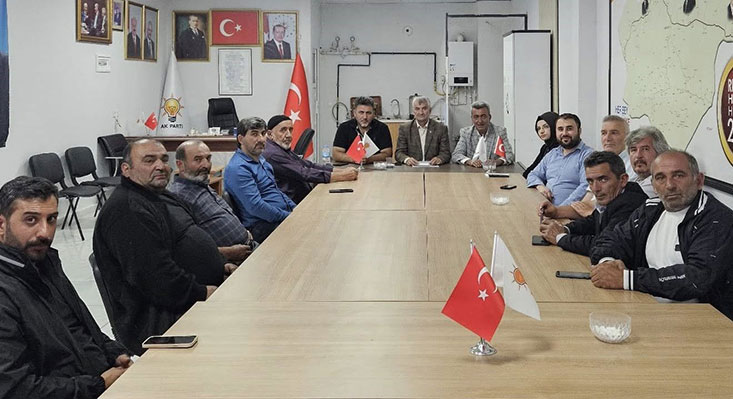 Erzincan’ın Refahiye ilçesinde AK Parti İlçe Başkanlığı, teşkilat çalışmalarını aralıksız