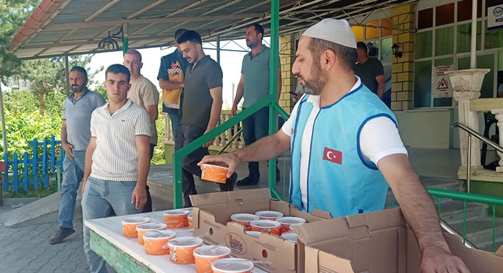 Erzincan’ın Üzümlü ilçesinde anlamlı bir Muharrem ayı etkinliğine imza atıldı.