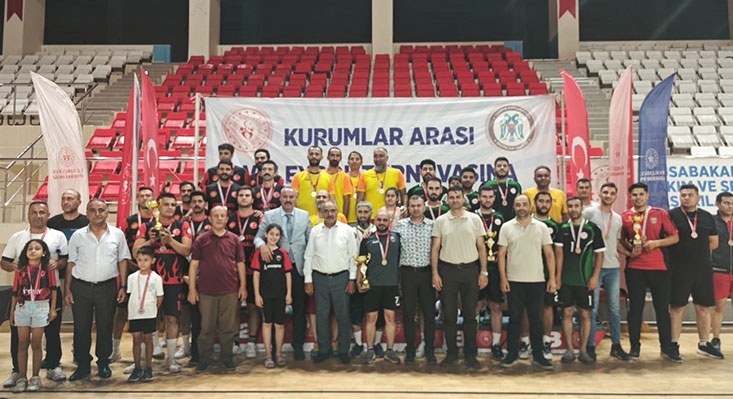 Erzincan Gençlik ve Spor İl Müdürlüğü koordinesinde düzenlenen Kurumlar Arası