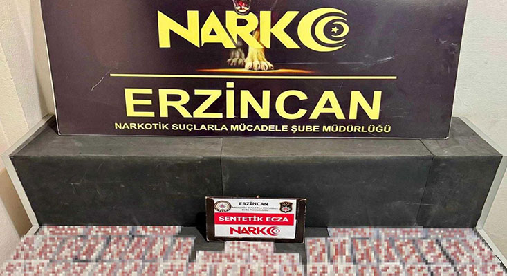 Erzincan’da uyuşturucuya yönelik operasyonda 643 adet sentetik ecza maddesi ele