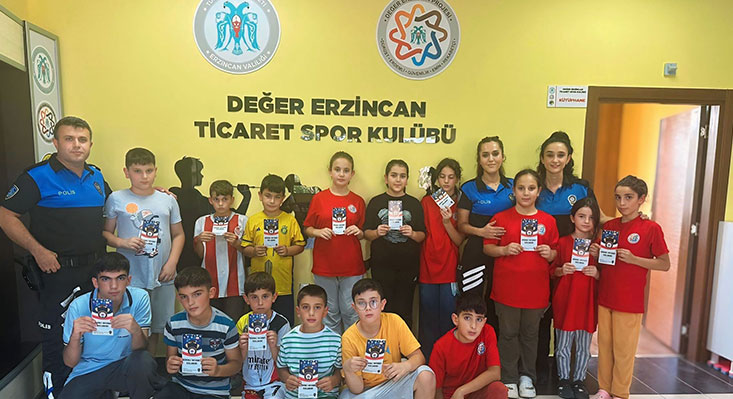 Erzincan İl Emniyet Müdürlüğü, toplumun her kesiminde güvenlik bilincini artırmaya