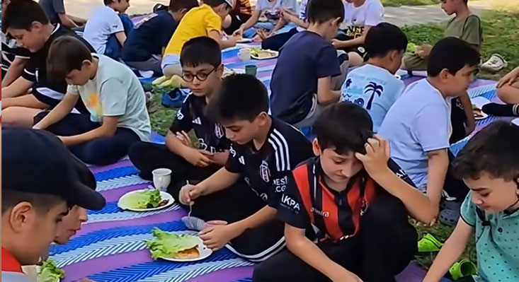 Erzincan İl Müftülüğü koordinesinde yürütülen Diyanet Suffe Gençlik Yaz Okulu
