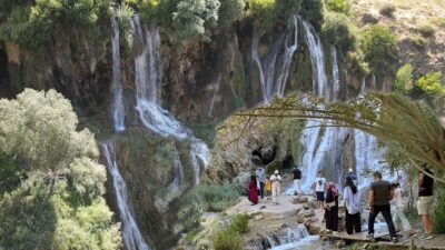 Erzincan’da “Doğal Sit-Nitelikli Doğal Koruma Alanı” olarak tescillenen Girlevik Şelalesi,